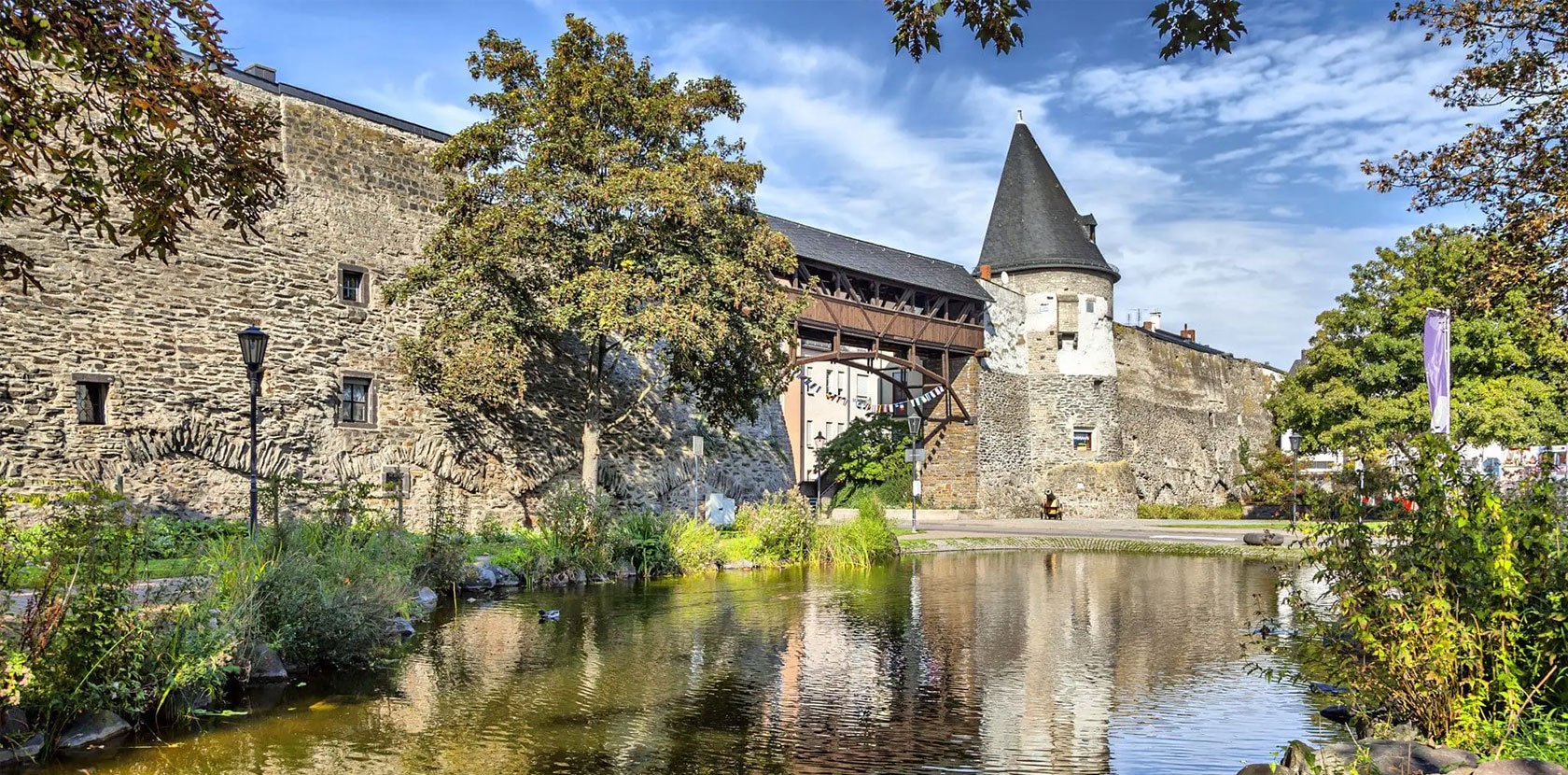 Attraktives Grafikdesign für Mayen & Andernach Ihr Grafik- und Webdesigner für Mayen & Andernach